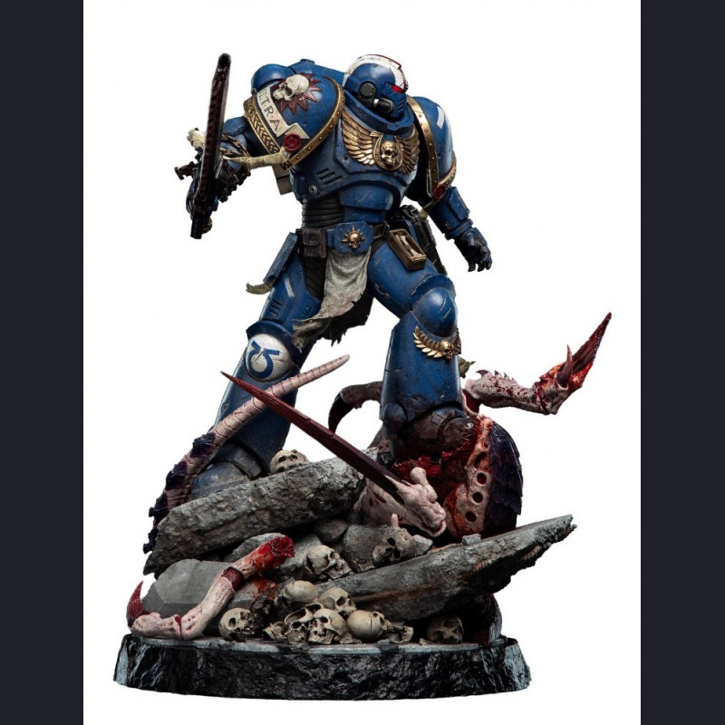 Lieutenant Titus - Warhammer