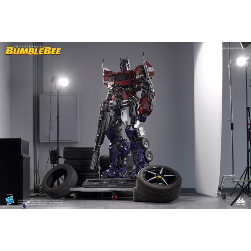 Queen Studios - Optimus Prime - Bumblebee - Transformers