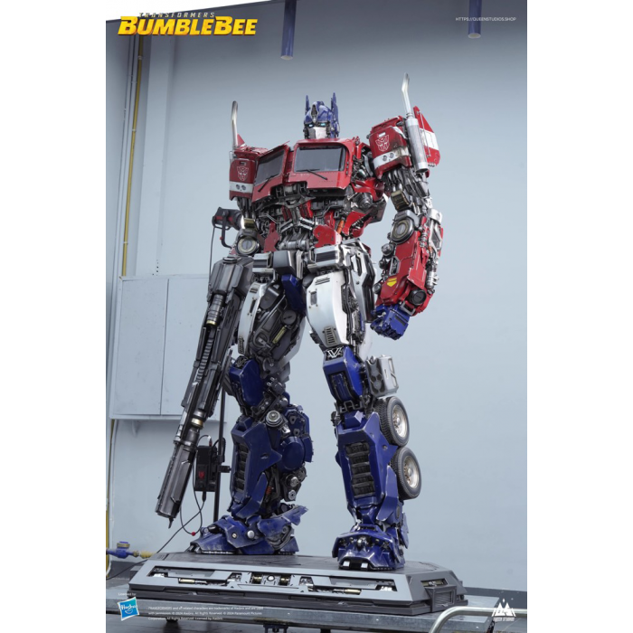 Queen Studios - Optimus Prime - Bumblebee - Transformers