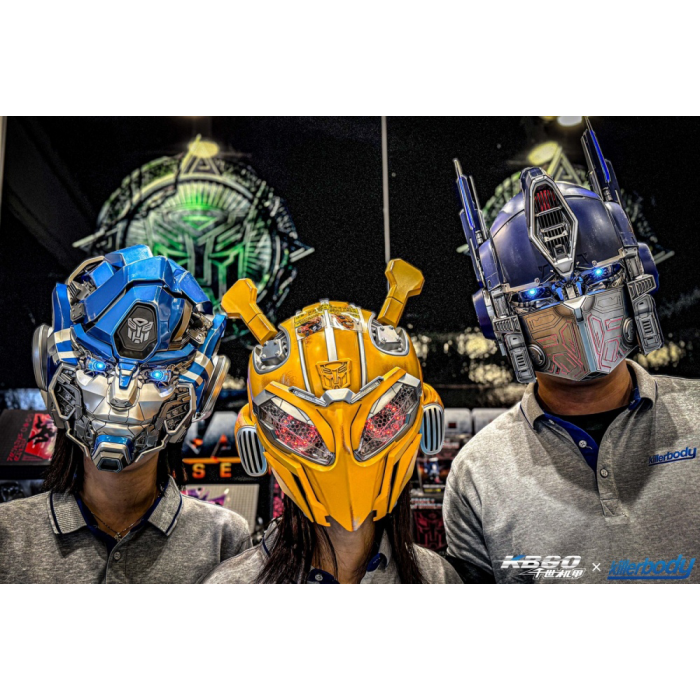 Hasbro - Optimus Prime Wearable Helmet 2.0 TOUCH-CONTROL