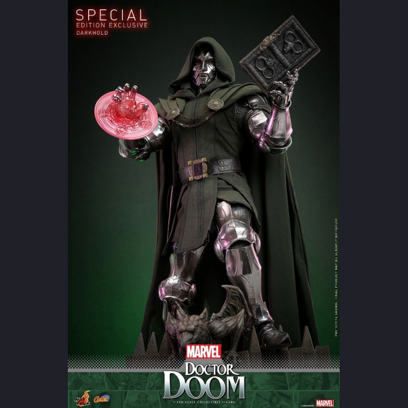HOT TOYS CMS022 1/6 Doctor Doom