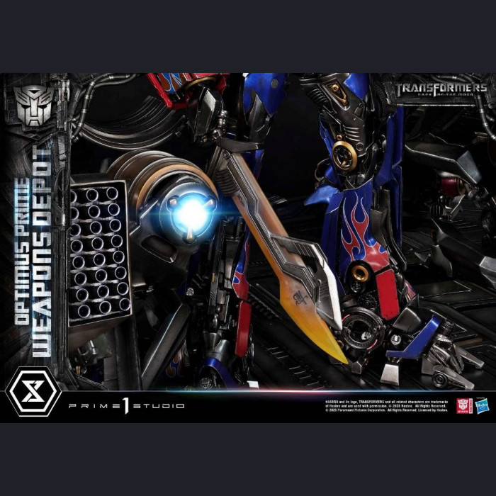Prime 1 Studio - Museum Masterline Transformers: Dark of the Moon (Film) Optimus Prime Weapons Depot