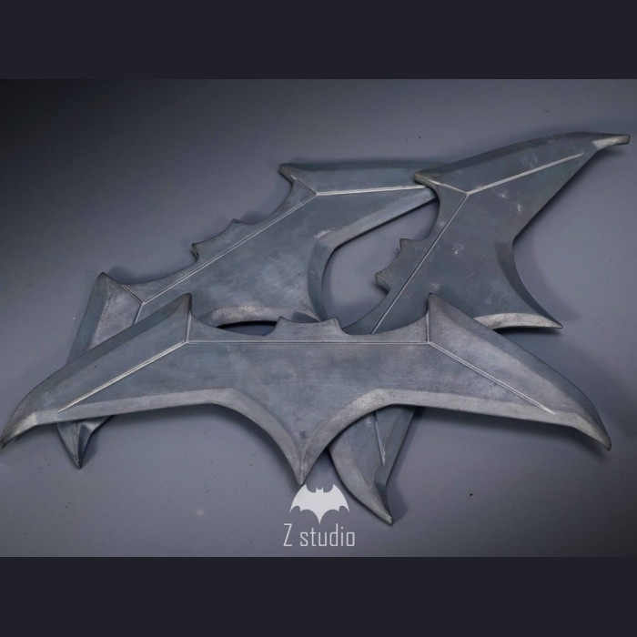Balance - Z Studio - Cinematic-Grade Batman Weapon Replica Collection