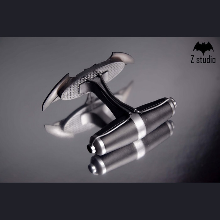 Balance - Z Studio - Cinematic-Grade Batman Weapon Replica Collection