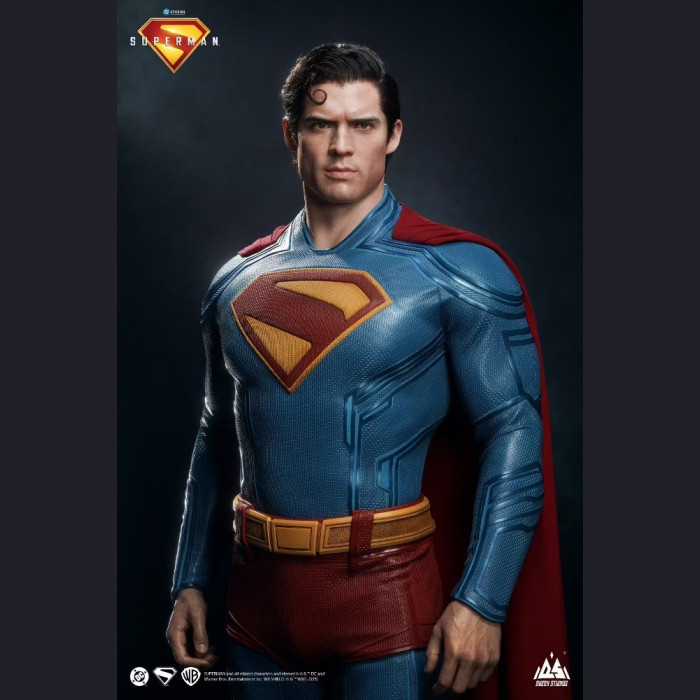 Queen Studios - Life-size 1/1 Superman