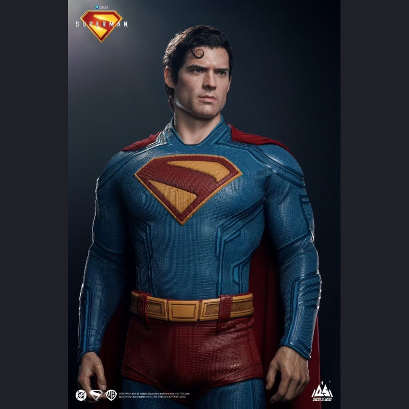 Queen Studios - Life-size 1/1 Superman