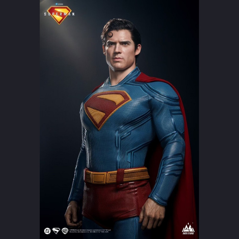Queen Studios - Life-size 1/1 Superman