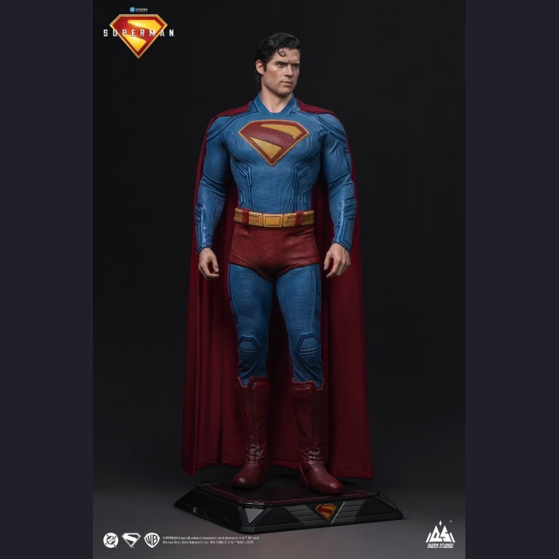 Queen Studios - Life-size 1/1 Superman