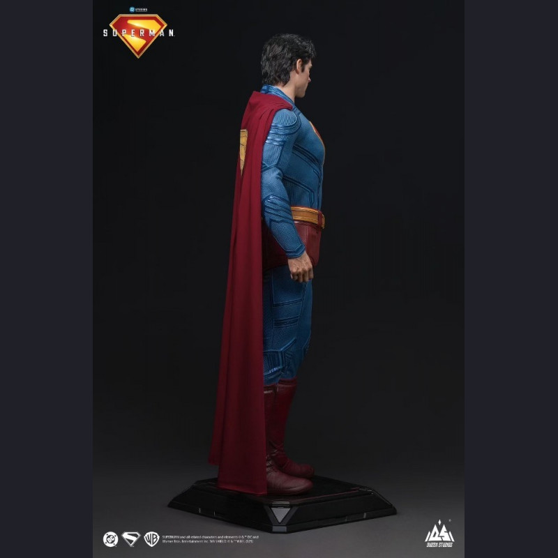 Queen Studios - Life-size 1/1 Superman