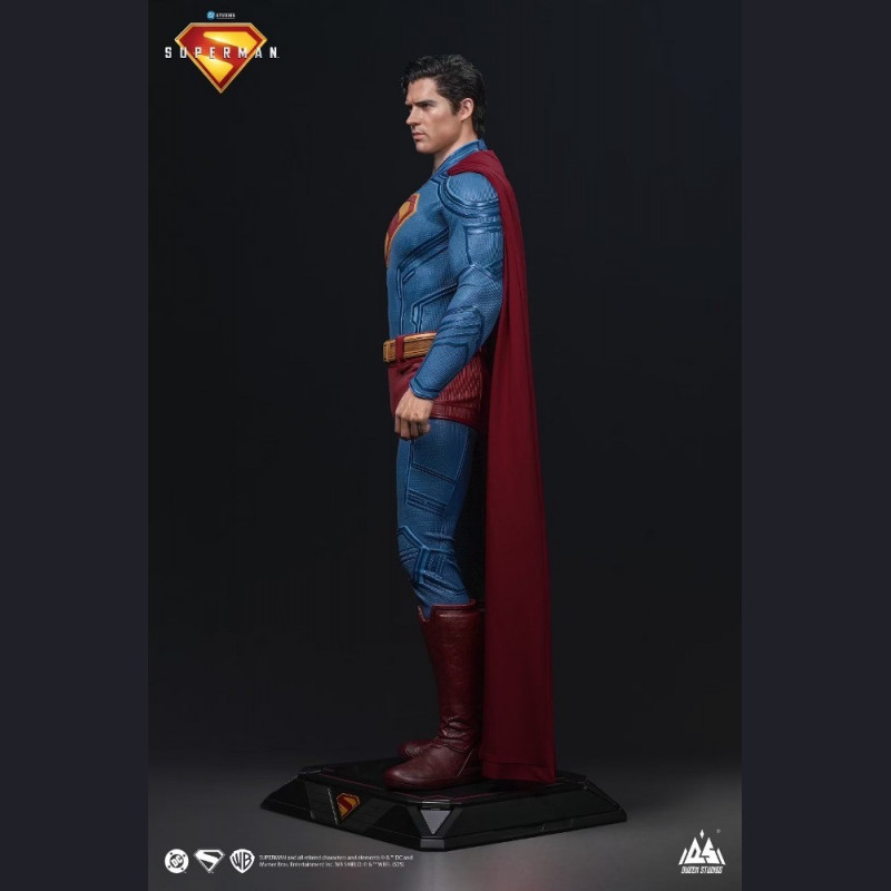 Queen Studios - Life-size 1/1 Superman