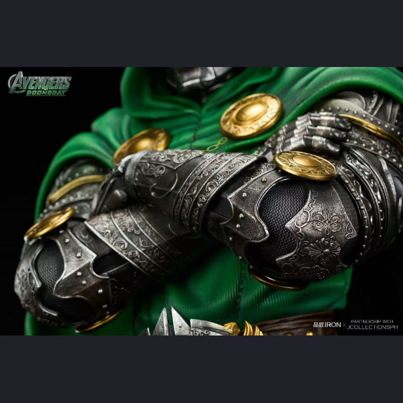 PING JIANG CREATIVE - Doctor Doom Life-size Bust