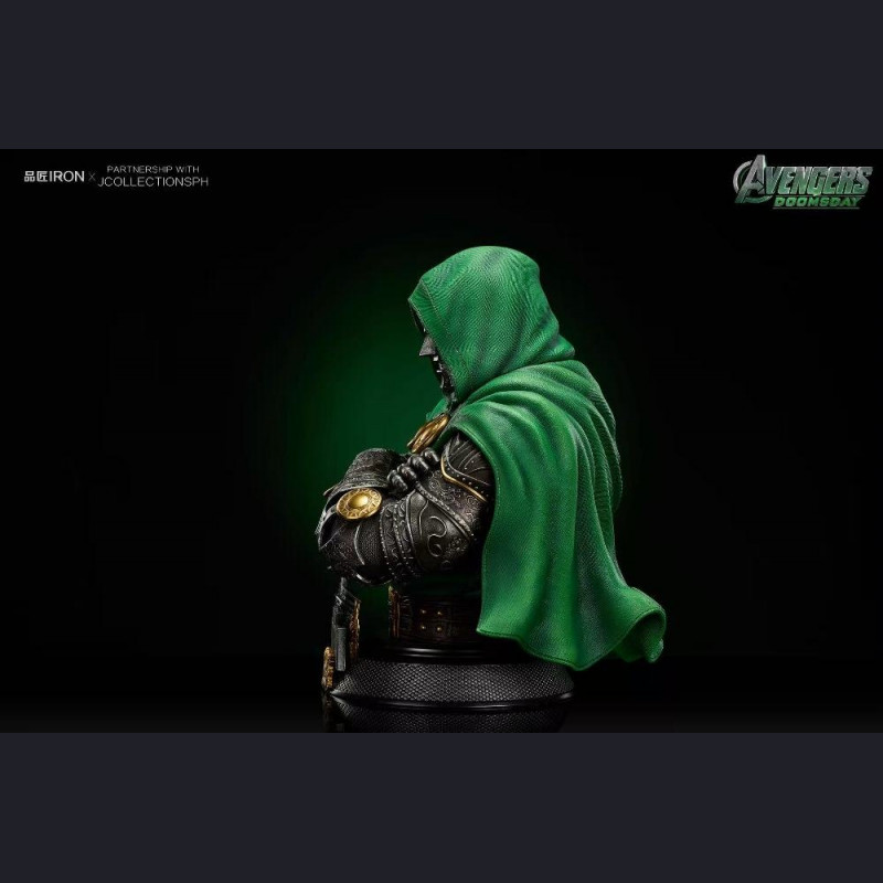 PING JIANG CREATIVE - Doctor Doom Life-size Bust