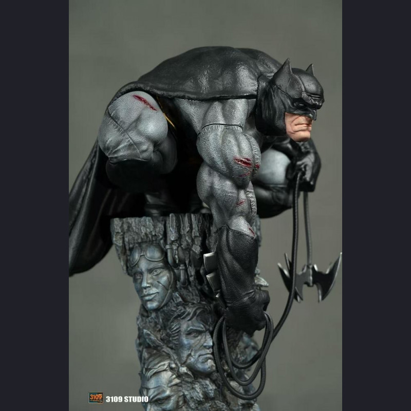 3109 Studio - Batman: The Dark Knight Returns (Comics)