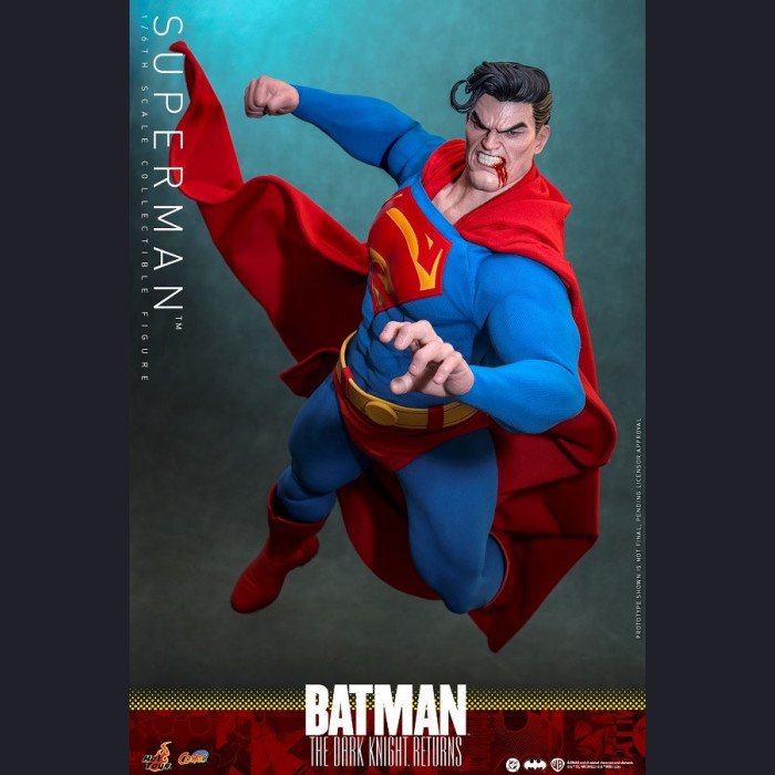 HOT TOYS - Superman - Batman: The Dark Knight Returns