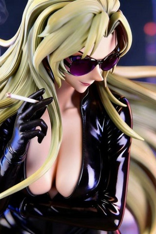 Cake-Studio - Bayonetta - Detective Conan