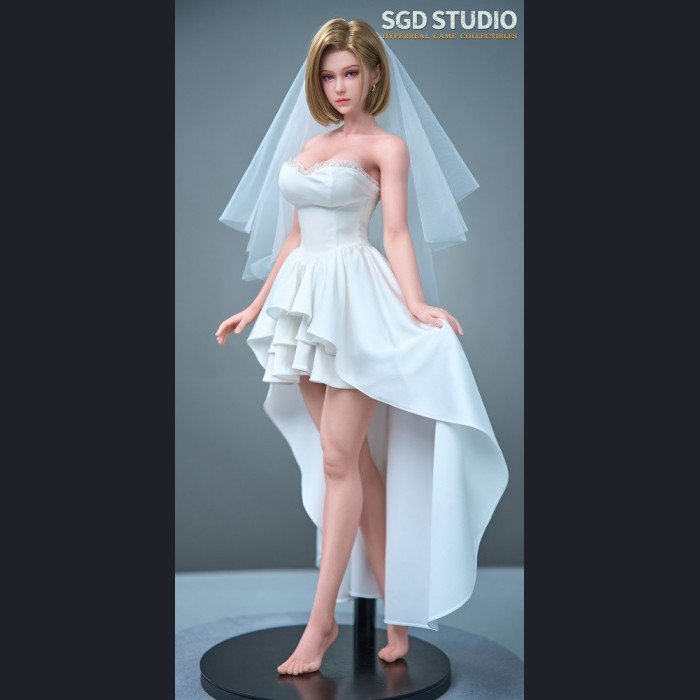 SGD Studio - Blonde Battle Girl - Battle Gir
