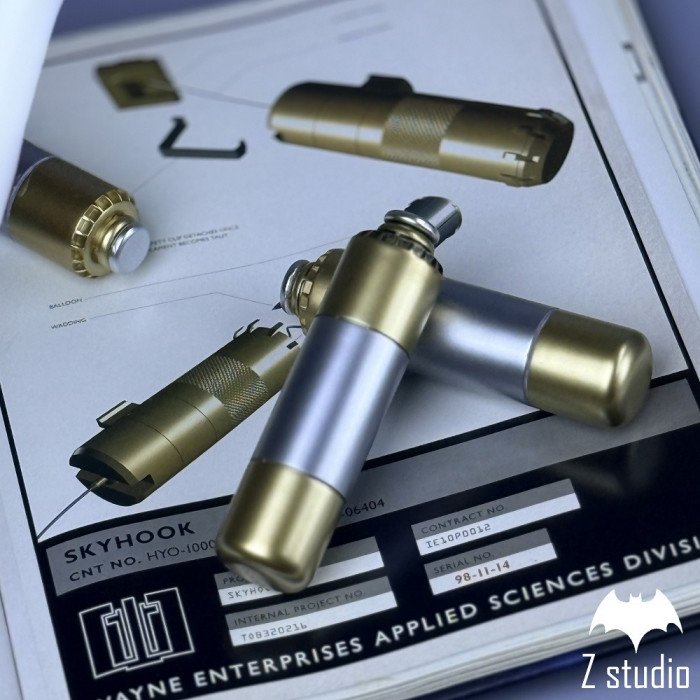 Z - STUDIO - Batman - Batman Grapple Gun Replica