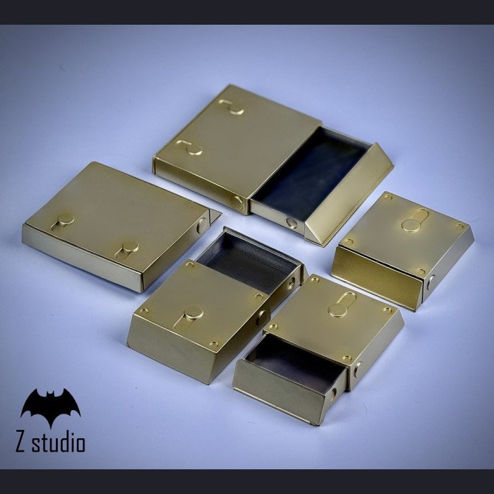 Z - STUDIO - Batman - Batman Grapple Gun Replica