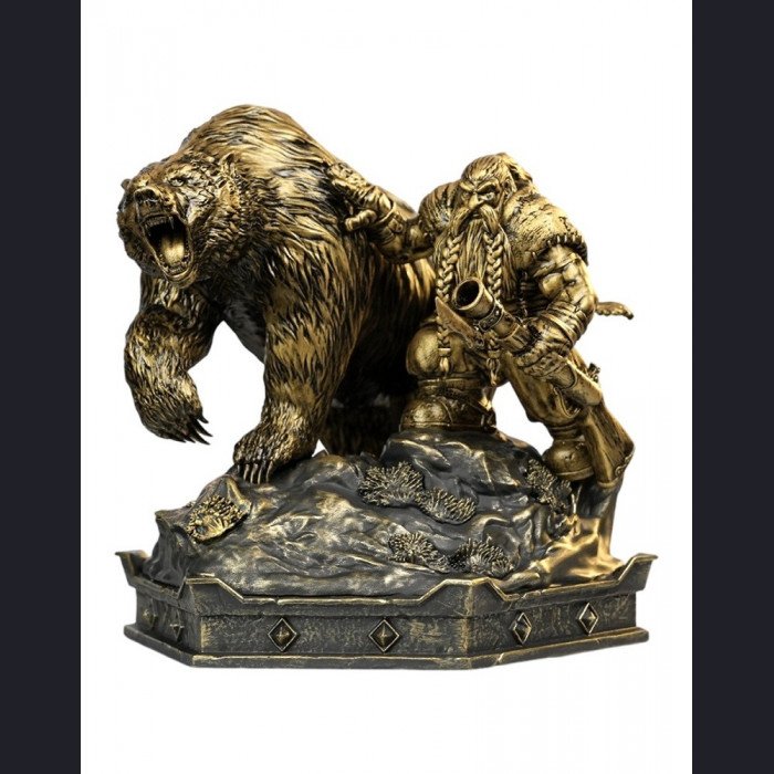 Blizzard Entertainment - Dwarf Hunter & Great Bear - World of Warcraft