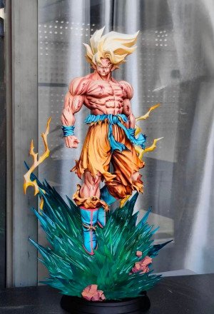 LP STUDIO - Super Saiyan Son Goku - Dragon Ball Z