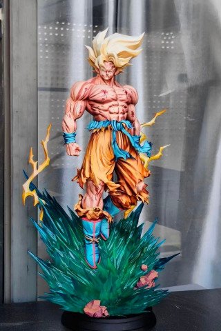 LP STUDIO - Super Saiyan Son Goku - Dragon Ball Z