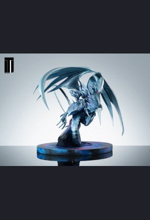 Iron Curtain Studio - Blue-Eyes White Dragon - Yu‑Gi‑Oh!