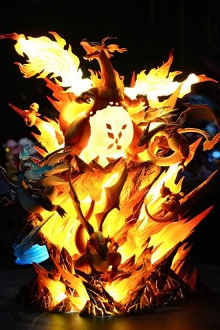 Emo Studio - Charizard - Pokémon