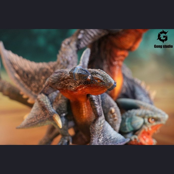 Gongzuo Studio - Garchomp - Pokémon